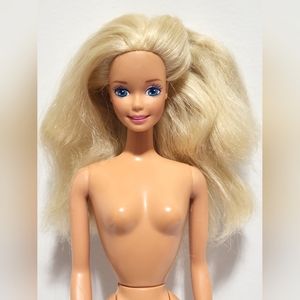 Vintage 1993 Dress'n Fun Bali Barbie Doll